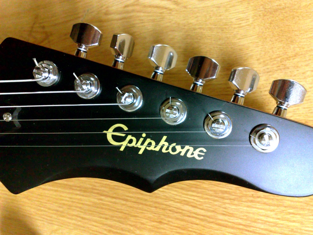 epiphone wilshire グリーン ロックペグ装着済 - 器材